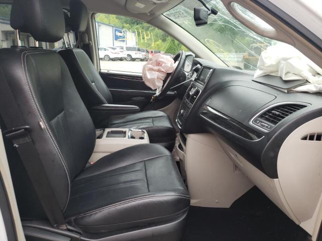 Photo 5 from auction – 2014 CHRYSLER TOWN & COU with VIN 2C4RC1BG6ER447072
