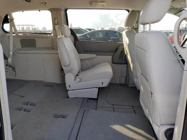 Photo 6 from auction – 2008 CHRYSLER TOWN & COU with VIN 2A8HR54P08R114846