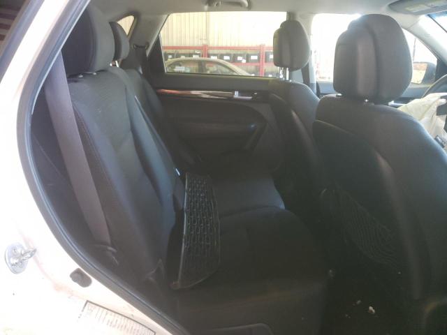 Photo 6 from auction – 2015 KIA SORENTO LX with VIN 5XYKTDA70FG603004