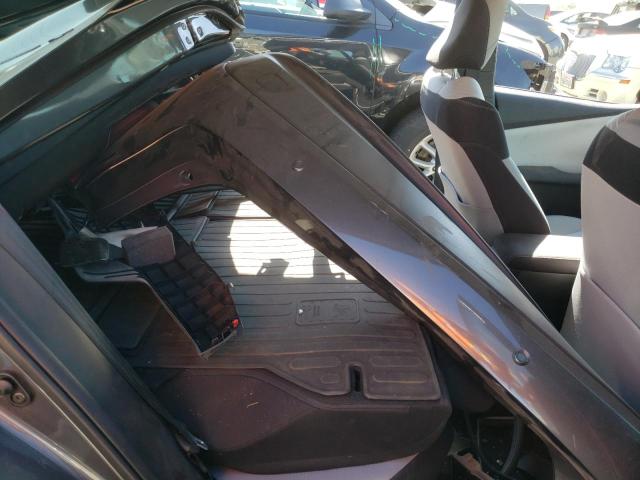 Photo 6 from auction – 2017 TOYOTA PRIUS with VIN JTDKBRFU1H3571931