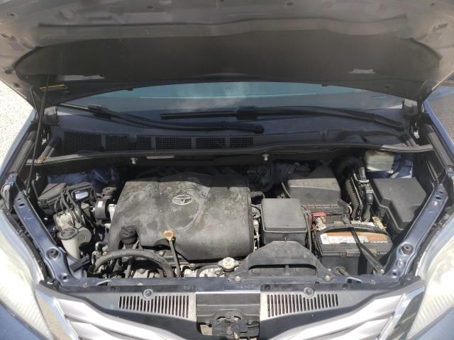 Photo 7 from auction – 2017 TOYOTA SIENNA XLE with VIN 5TDYZ3DC7HS782790
