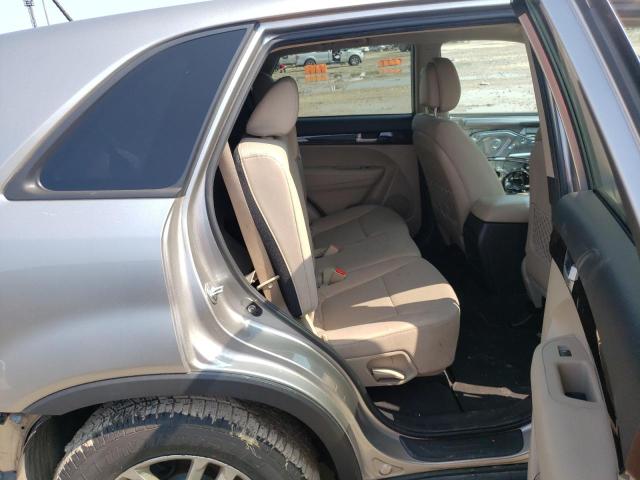 Photo 6 from auction – 2015 KIA SORENTO LX with VIN 5XYKT3A63FG601359