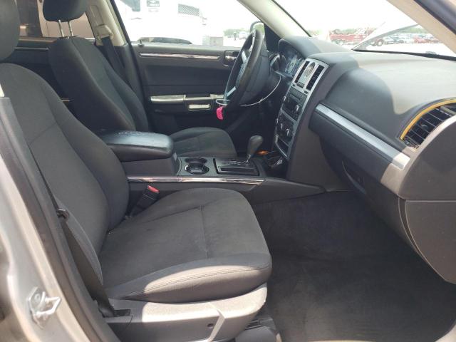 Photo 5 from auction – 2010 CHRYSLER 300 TOURIN with VIN 2C3CA4CD5AH173739