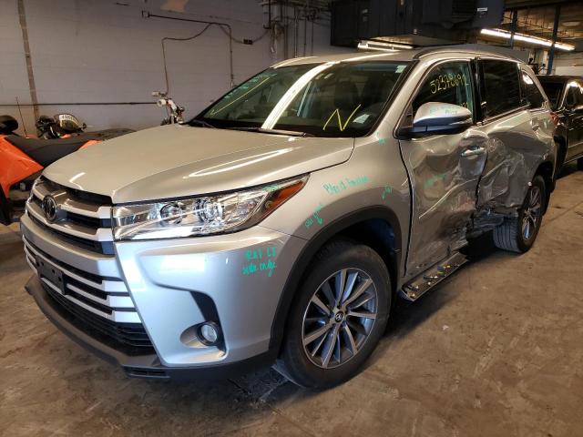 Photo 2 from auction – 2018 TOYOTA HIGHLANDER with VIN 5TDJZRFHXJS560246