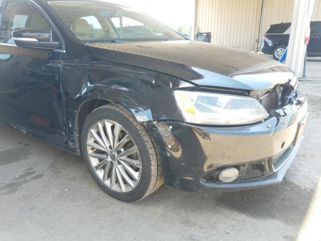 Photo 9 from auction – 2012 VOLKSWAGEN JETTA SEL with VIN 3VWLX7AJ8CM320304