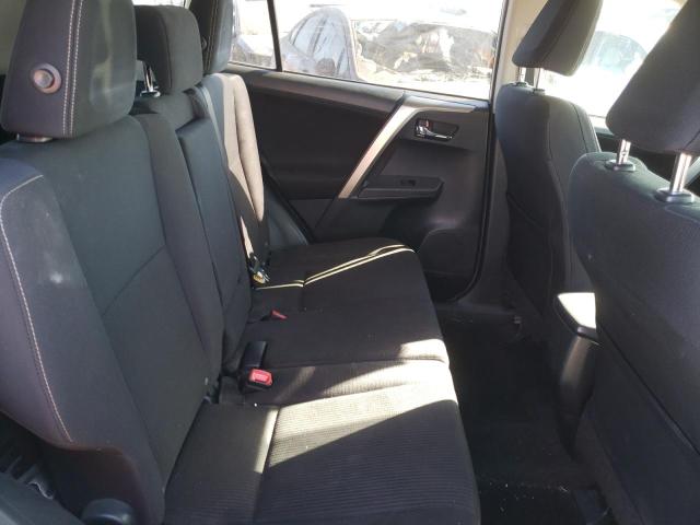 Photo 6 from auction – 2015 TOYOTA RAV4 XLE with VIN JTMWFREV2FJ048460
