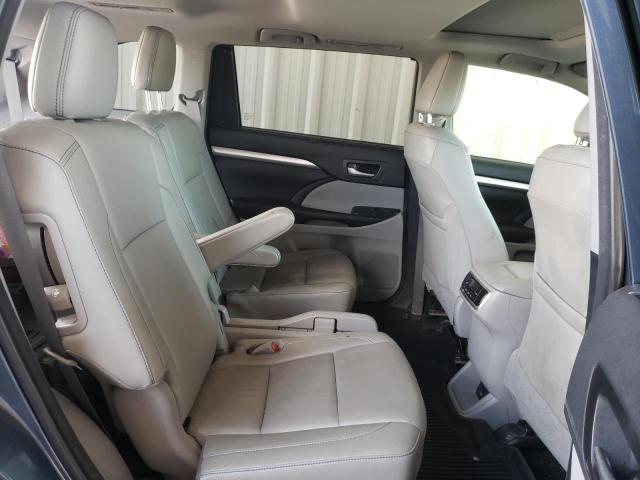 Photo 6 from auction – 2018 TOYOTA HIGHLANDER with VIN 5TDJZRFH3JS901244