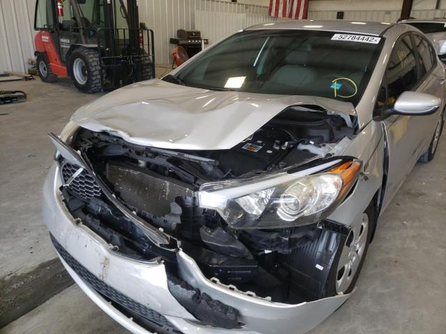 Photo 9 from auction – 2016 KIA FORTE LX with VIN KNAFK4A61G5524170