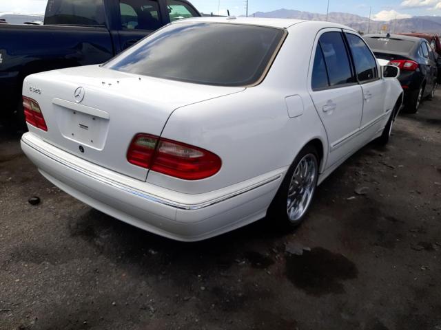 Photo 4 from auction – 2000 MERCEDES-BENZ E 320 with VIN WDBJF65J2YB012088