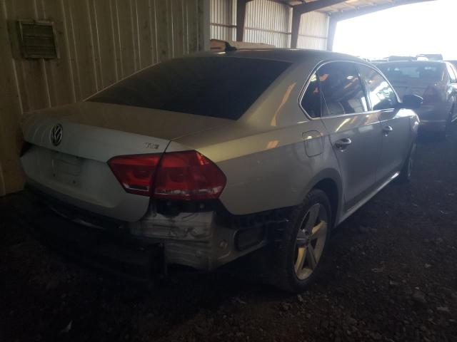 Photo 4 from auction – 2014 VOLKSWAGEN PASSAT S with VIN 1VWAS7A30EC039089