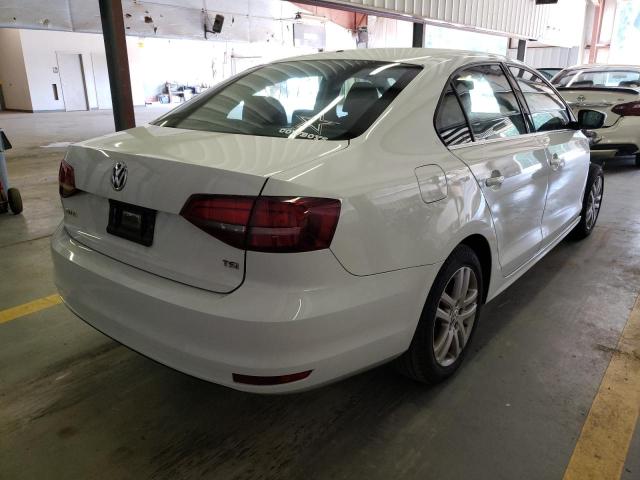 Photo 4 from auction – 2017 VOLKSWAGEN JETTA S with VIN 3VW2B7AJ6HM270021