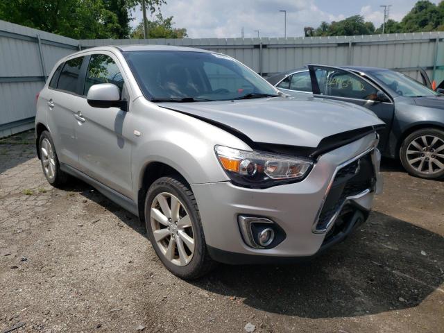 MITSUBISHI OUTLANDER 2015 with VIN 4A4AR3AW9FE048552 - Photo from auction