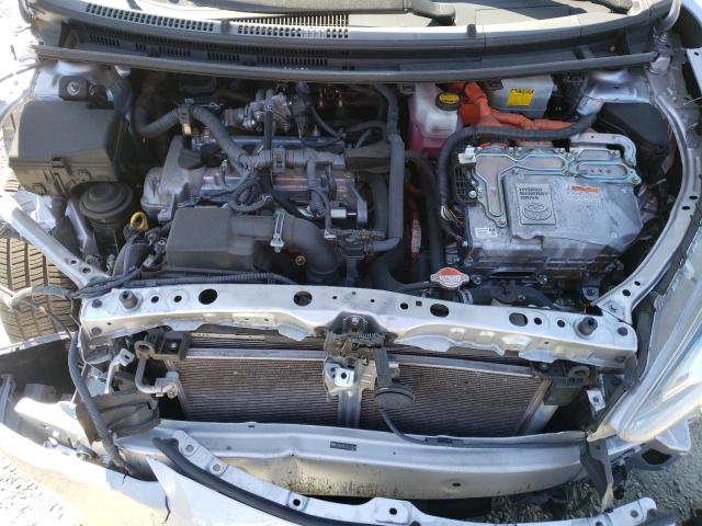 Photo 7 from auction – 2016 TOYOTA PRIUS C with VIN JTDKDTB31G1131576