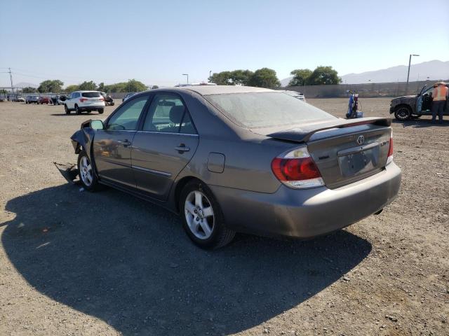Photo 3 from auction – 2005 TOYOTA CAMRY LE with VIN 4T1BE32K15U541063