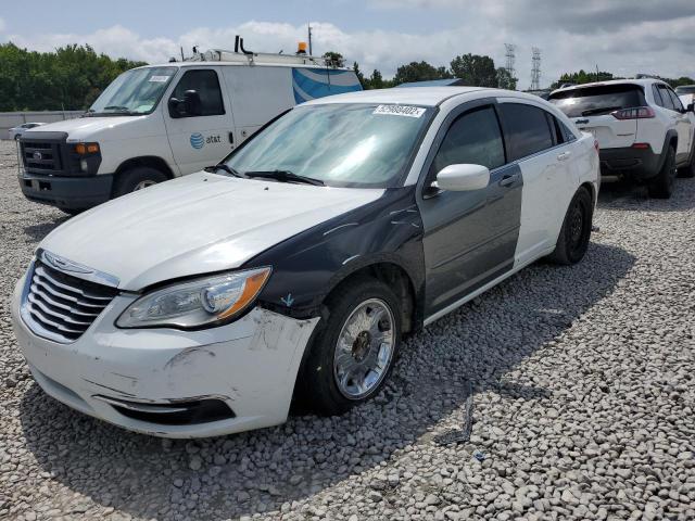 Photo 2 from auction – 2013 CHRYSLER 200 LX with VIN 1C3CCBAG2DN634211