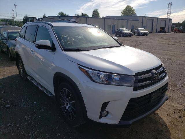 TOYOTA HIGHLANDER 2018 with VIN 5TDJZRFH5JS492373 - Photo from auction