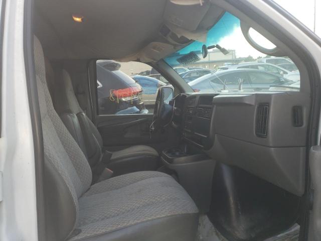 Photo 5 from auction – 2004 CHEVROLET EXPRESS G3 with VIN 1GAHG39U441136694