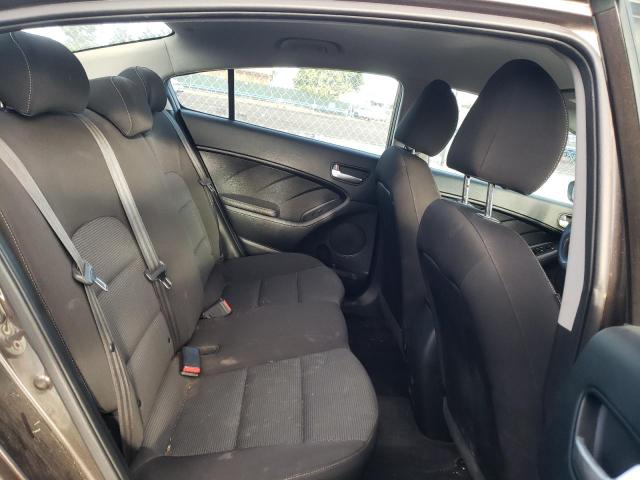 Photo 6 from auction – 2017 KIA FORTE LX with VIN 3KPFK4A72HE026982