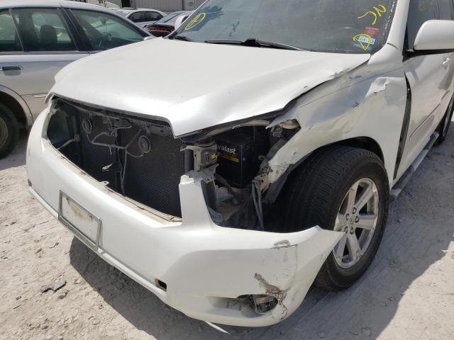 Photo 9 from auction – 2010 TOYOTA HIGHLANDER with VIN 5TDKK3EH3AS006232
