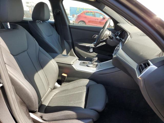 Photo 5 from auction – 2021 BMW 330XI with VIN 3MW5R7J06M8C08153