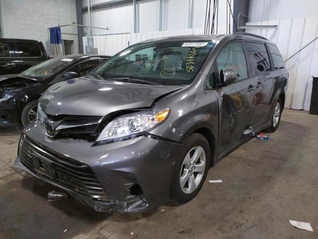 Photo 2 from auction – 2018 TOYOTA SIENNA LE with VIN 5TDKZ3DC3JS953255