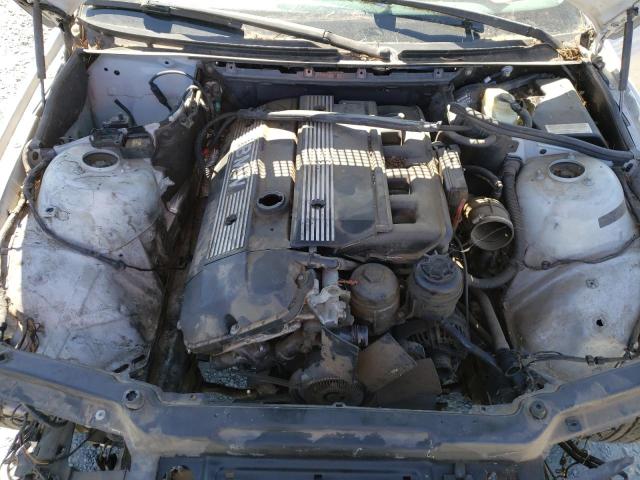 Photo 7 from auction – 2003 BMW 325 I with VIN WBAET37403NJ32008