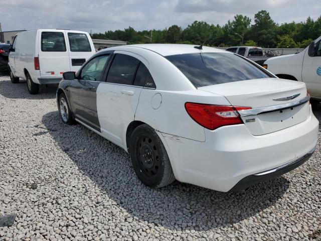 Photo 3 from auction – 2013 CHRYSLER 200 LX with VIN 1C3CCBAG2DN634211