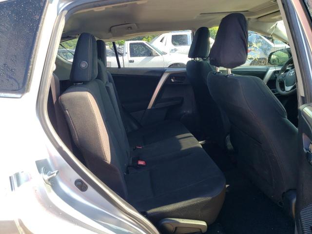 Photo 6 from auction – 2015 TOYOTA RAV4 XLE with VIN JTMRFREV9FD158272