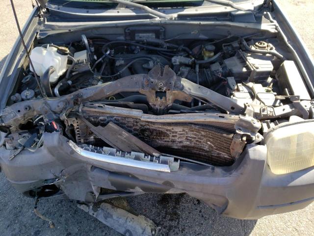 Photo 7 from auction – 2002 FORD ESCAPE XLT with VIN 1FMYU03192KC93153