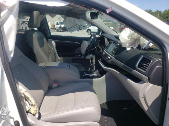 Photo 5 from auction – 2017 TOYOTA HIGHLANDER with VIN 5TDDZRFH5HS424291