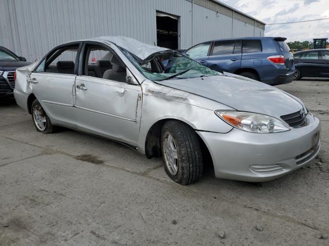 TOYOTA CAMRY LE 2003 with VIN 4T1BE32K23U199412 - Photo from auction