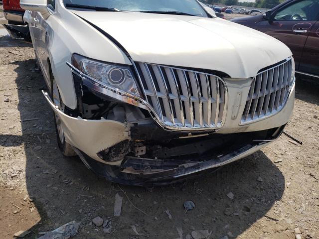 Photo 9 from auction – 2012 LINCOLN MKT with VIN 2LMHJ5AT0CBL51984