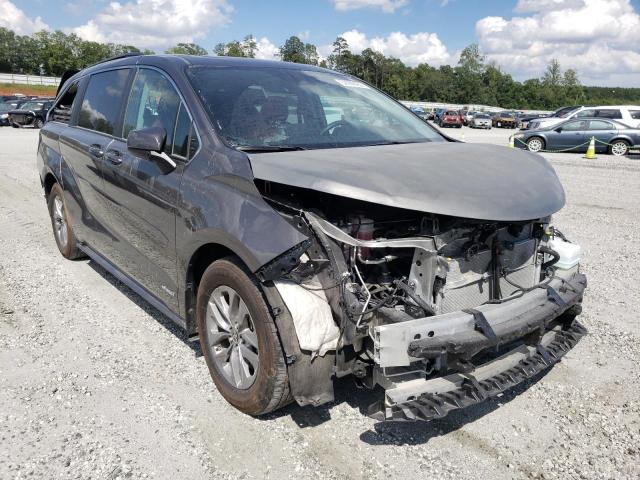 TOYOTA SIENNA LE 2021 with VIN 5TDBSKFC7MS013413 - Photo from auction
