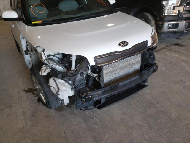 Photo 9 from auction – 2017 KIA SOUL with VIN KNDJN2A2XH7438013