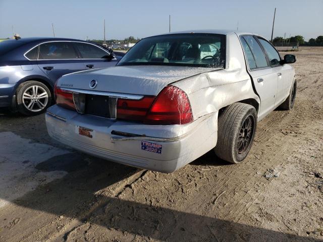 Photo 4 from auction – 2003 MERCURY MARQUIS with VIN 2MEFM74W03X660307
