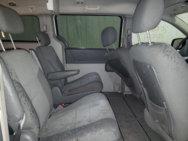 Photo 6 from auction – 2010 CHRYSLER TOWN & COU with VIN 2A4RR5D12AR235059
