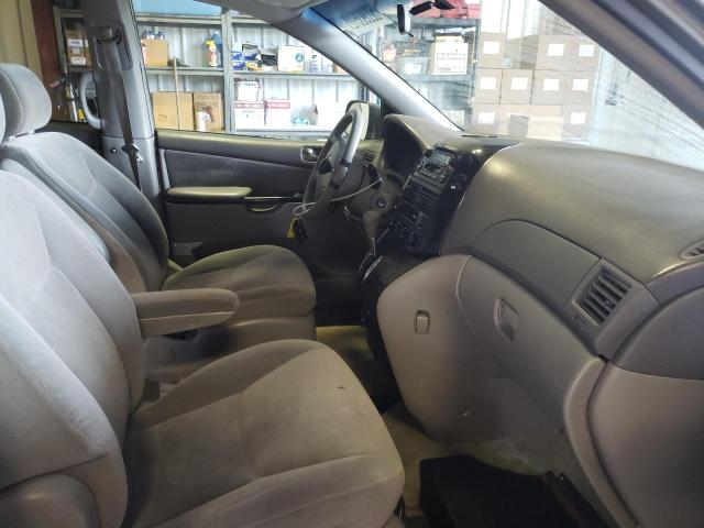 Photo 5 from auction – 2004 TOYOTA SIENNA CE with VIN 5TDZA23C44S194394