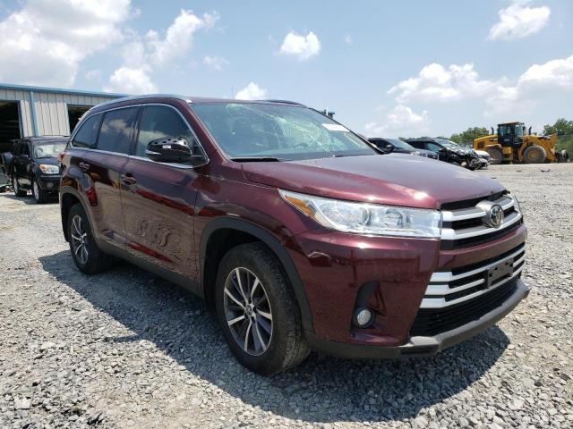 TOYOTA HIGHLANDER 2019 with VIN 5TDJZRFH7KS740298 - Photo from auction