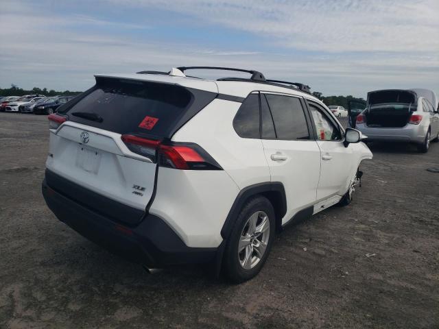 Photo 4 from auction – 2019 TOYOTA RAV4 XLE with VIN JTMP1RFV5KD008562