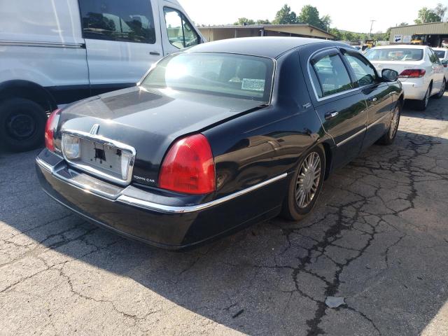 Photo 4 from auction – 2008 LINCOLN TOWN CAR with VIN 2LNHM82V48X637013