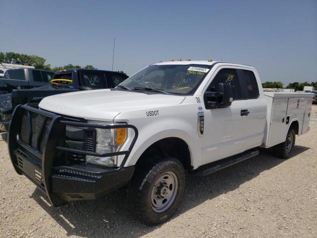 Photo 2 from auction – 2017 FORD F350 SUPER with VIN 1FD7X3F68HEB92592
