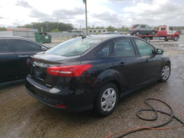Photo 4 from auction – 2016 FORD FOCUS S with VIN 1FADP3E2XGL301446