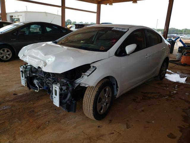 Photo 2 from auction – 2017 KIA FORTE LX with VIN 3KPFK4A77HE130058