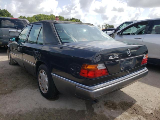 Photo 3 from auction – 1992 MERCEDES-BENZ 300 E with VIN WDBEA30D6NB743862