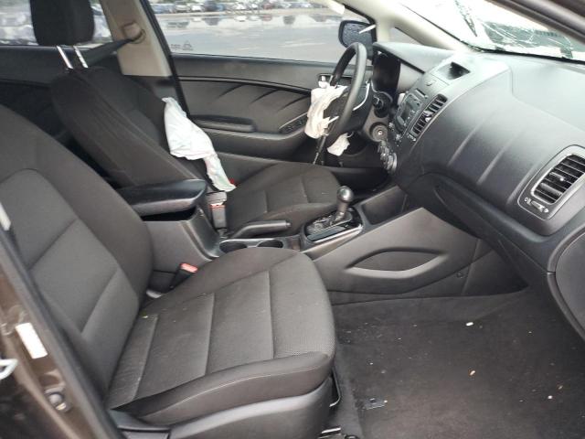 Photo 5 from auction – 2017 KIA FORTE LX with VIN 3KPFK4A79HE038448