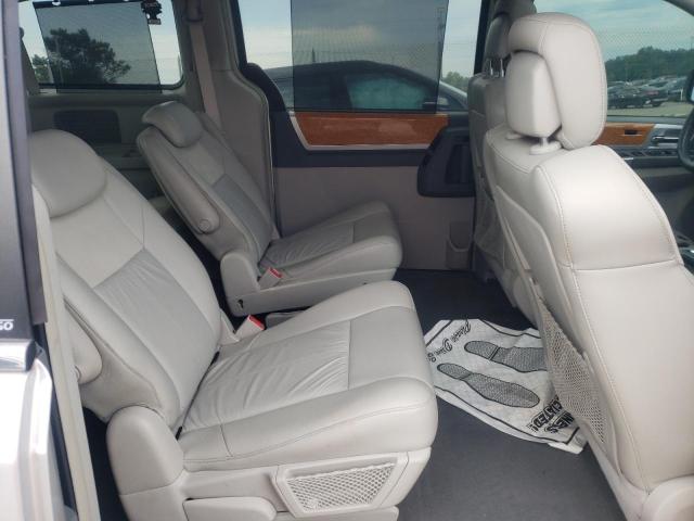 Photo 6 from auction – 2010 CHRYSLER TOWN & COU with VIN 2A4RR7DXXAR321784