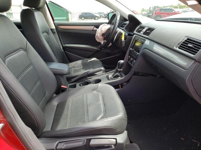 Photo 5 from auction – 2015 VOLKSWAGEN PASSAT S with VIN 1VWAS7A38FC119015