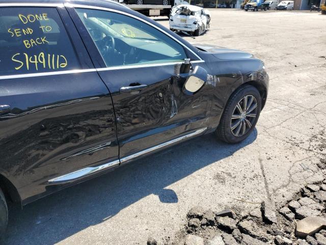 Photo 9 from auction – 2018 VOLVO XC60 T5 IN with VIN YV4102RL2J1013631