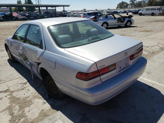 Photo 3 from auction – 1997 TOYOTA CAMRY CE with VIN 4T1BG22K0VU013003