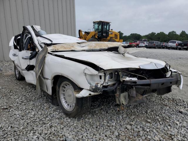 LINCOLN TOWN CAR E 2001 with VIN 1LNHM81W71Y654145 - Photo from auction